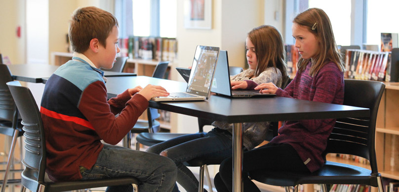 Learning Commons / Library - Fish Creek School